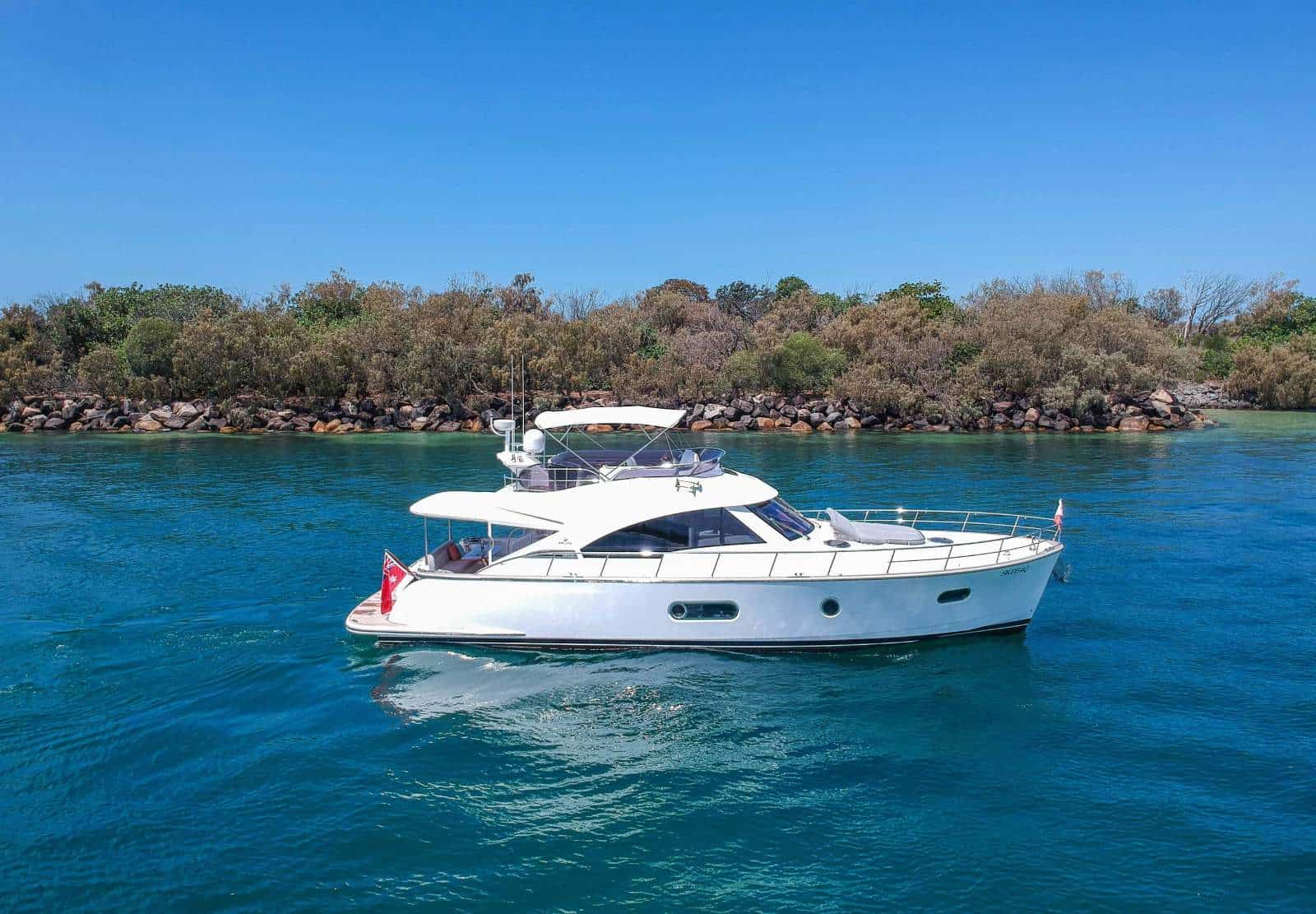 2015 Belize 54 Daybridge Built by Riviera photo 1