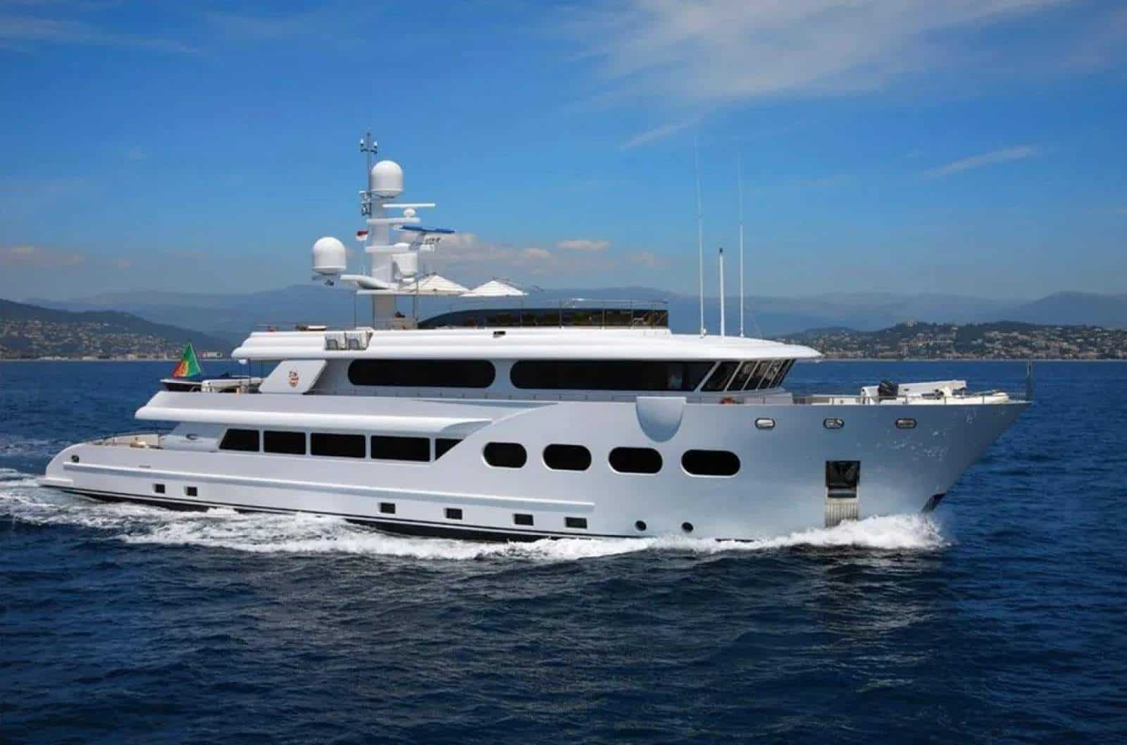 2011 Eurocraft Cantieri Navali 43.5M Explorer photo 1