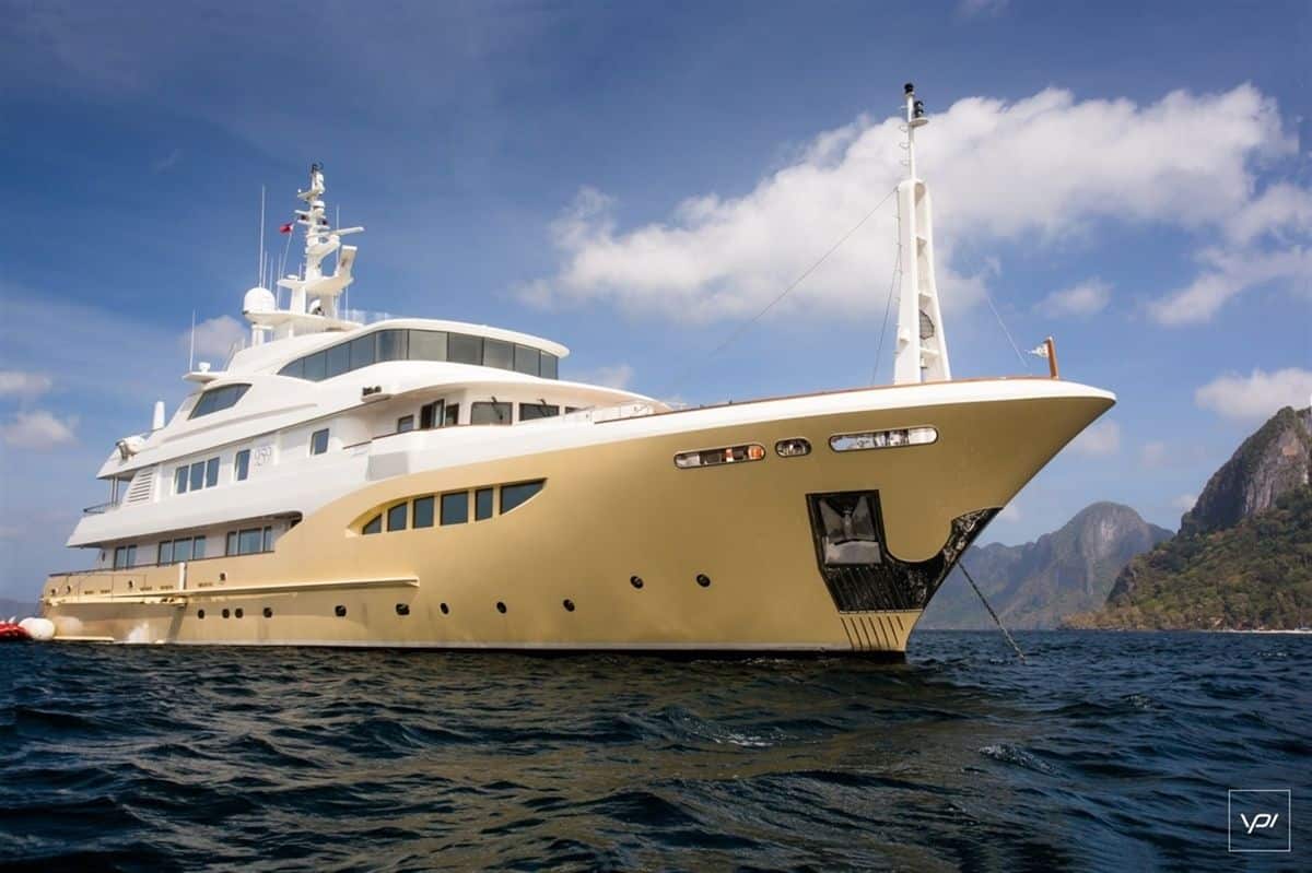 2014 Jade Yachts 959 gallery photo 1