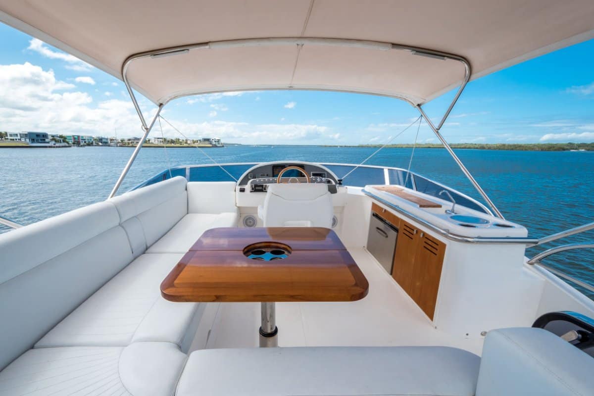 2013 Belize 52 Daybridge Built by Riviera photo 11