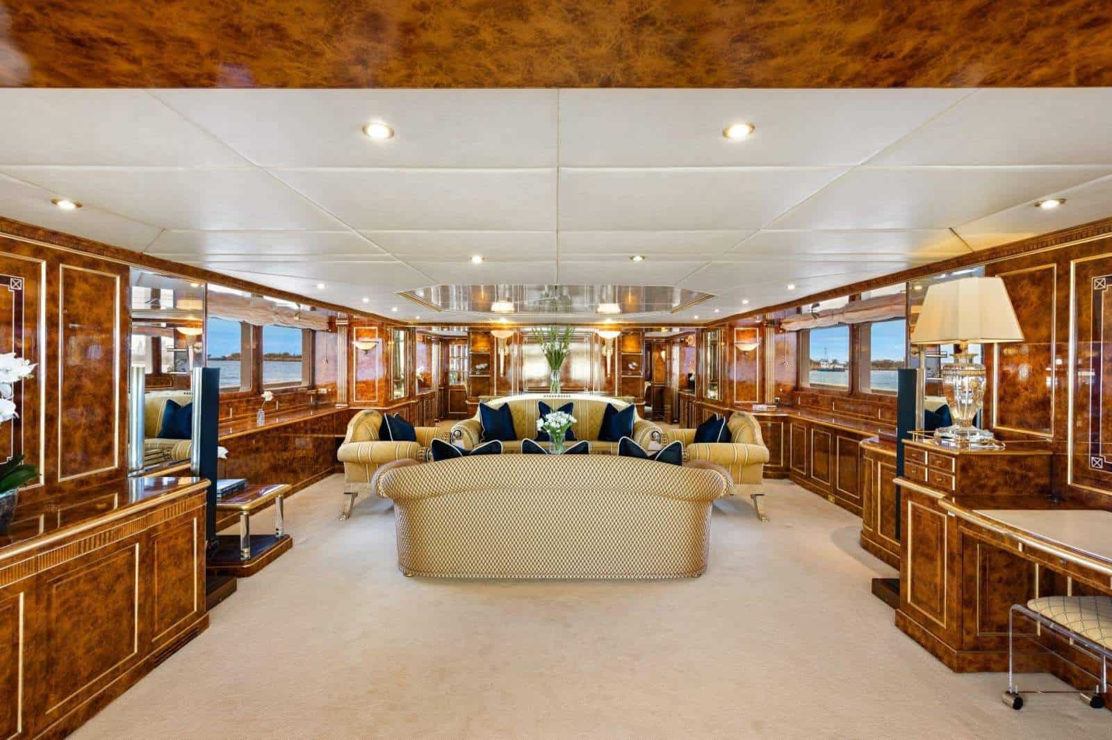 1991 Benetti 46M photo 24