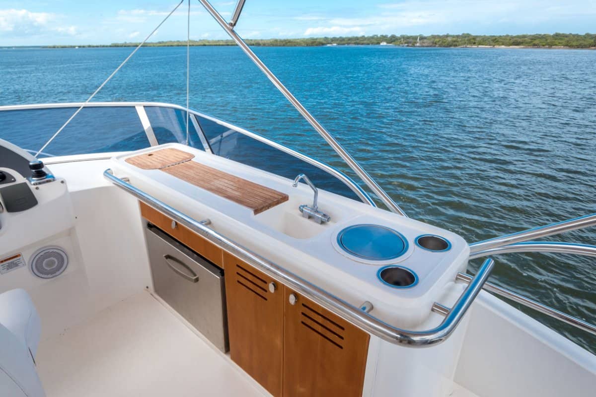 2013 Belize 52 Daybridge Built by Riviera photo 13
