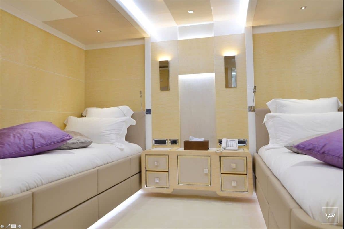 2014 Jade Yachts 959 photo 13