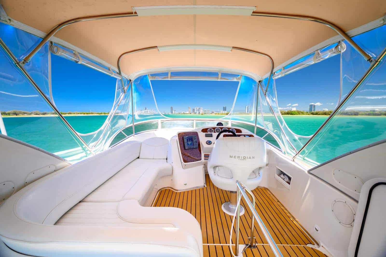 2004 Meridian 341 Flybridge Cruiser photo 18