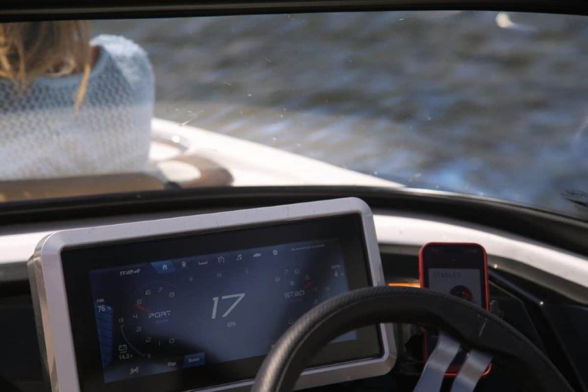 2022 Yamaha Jet Boat 252S photo 19
