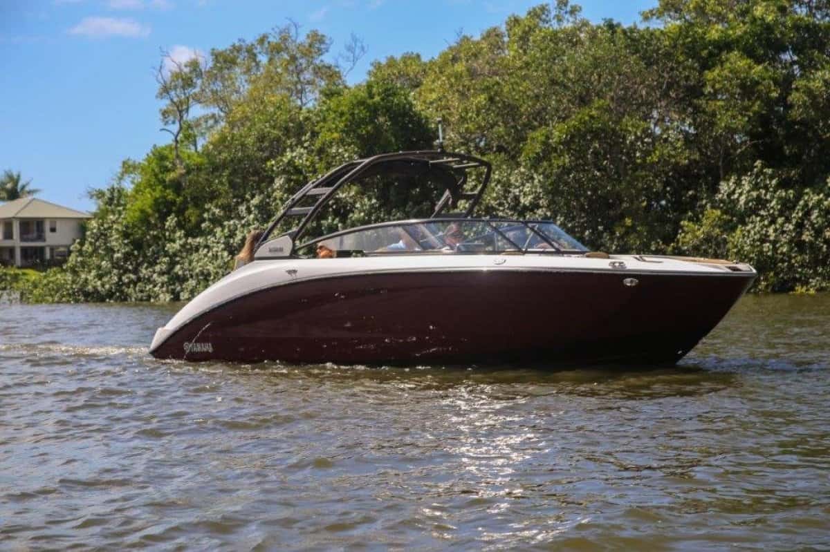 2022 Yamaha Jet Boat 252S photo 2