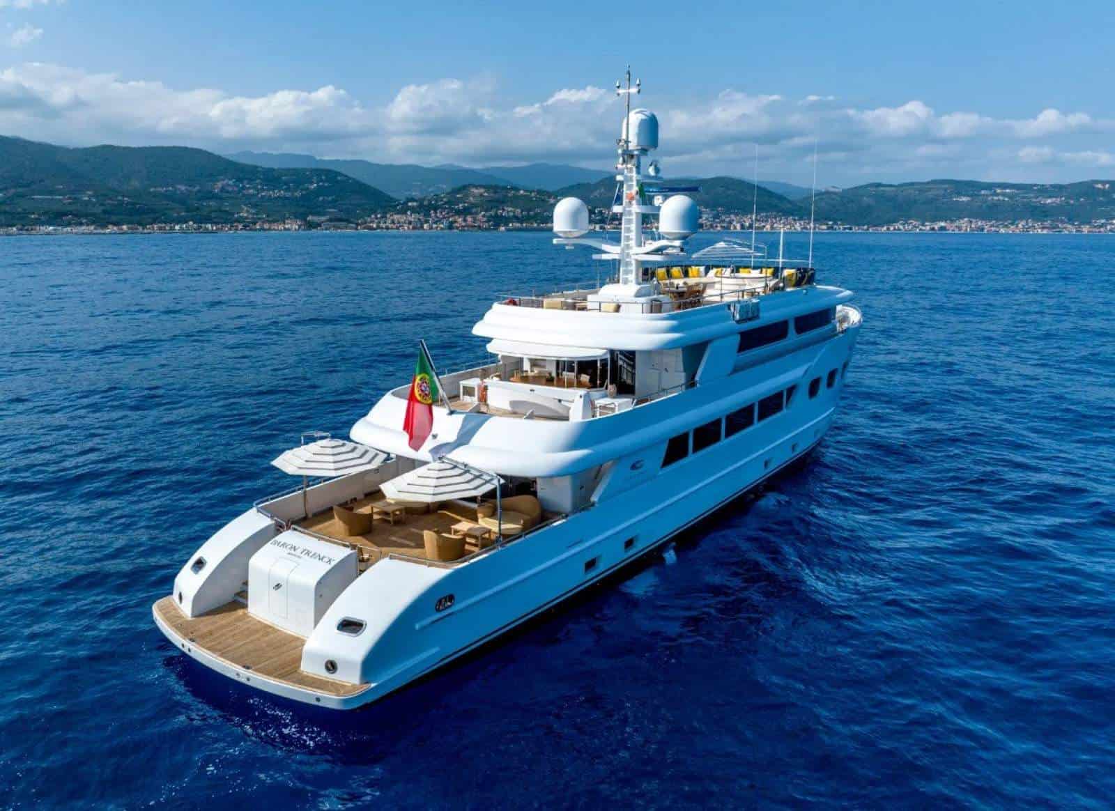 2011 Eurocraft Cantieri Navali 43.5M Explorer photo 2