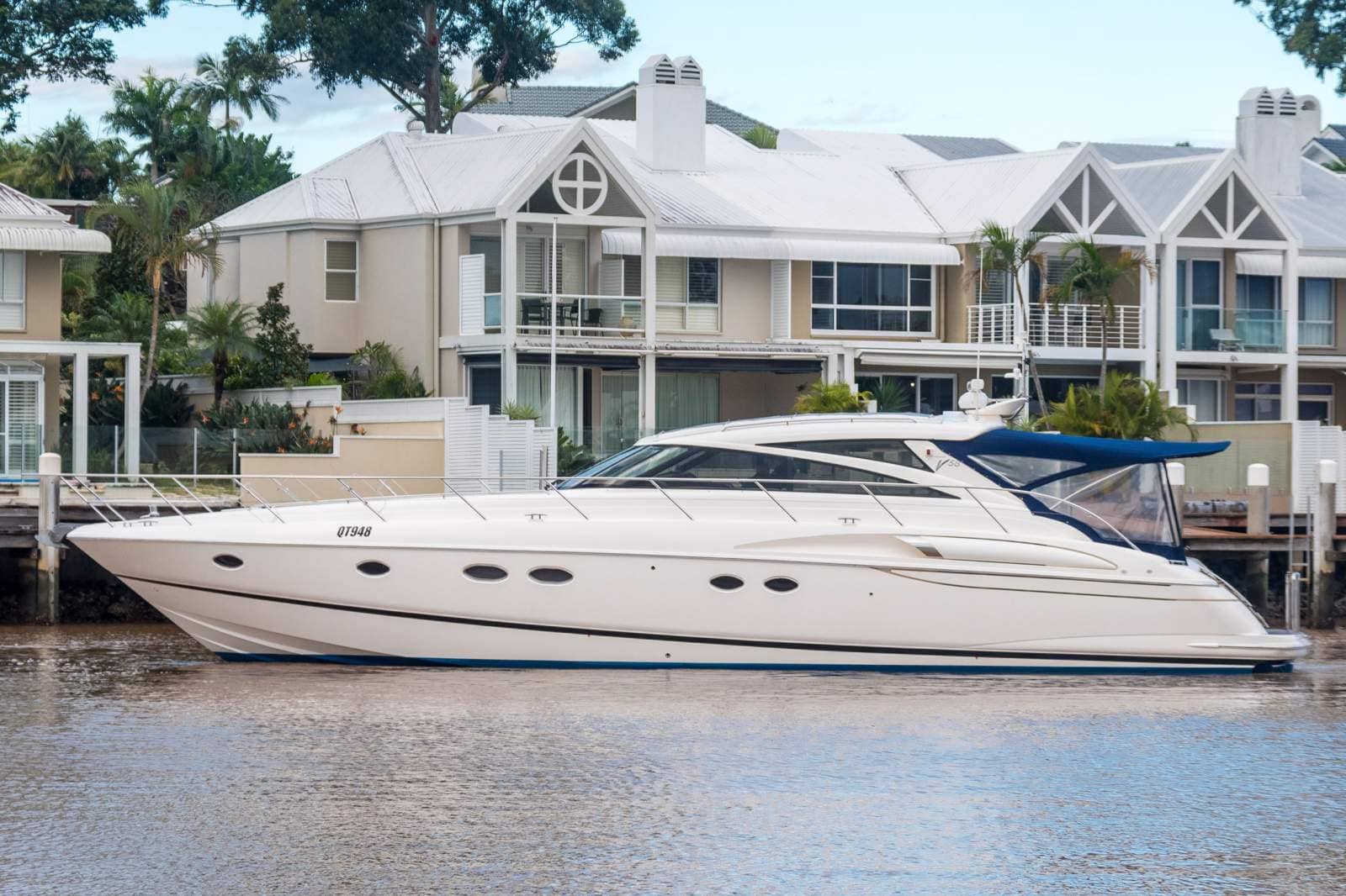 2006 Princess V58 gallery photo 3