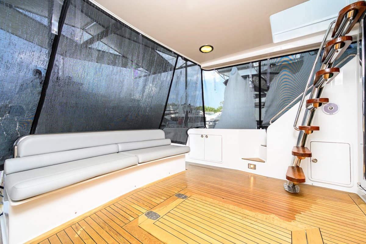1998 Riviera Custom 63 Flybridge photo 21