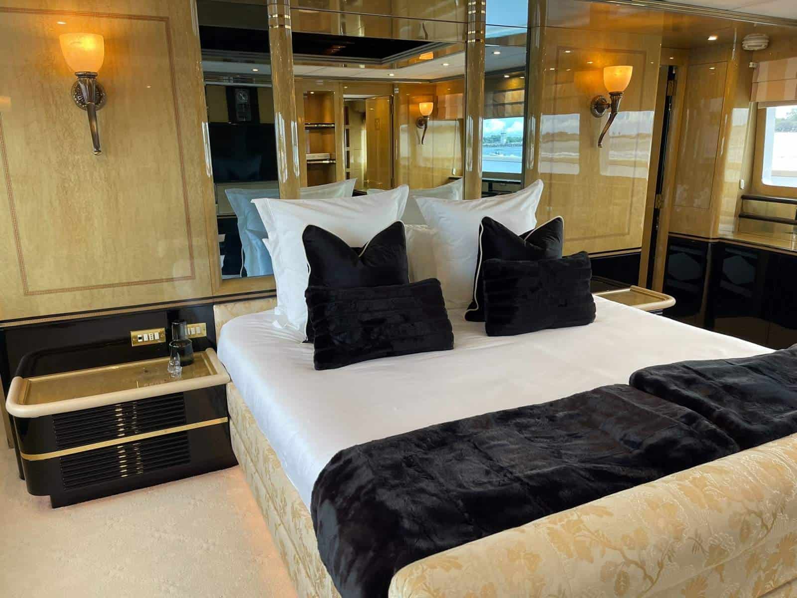 1991 Benetti 46M photo 27