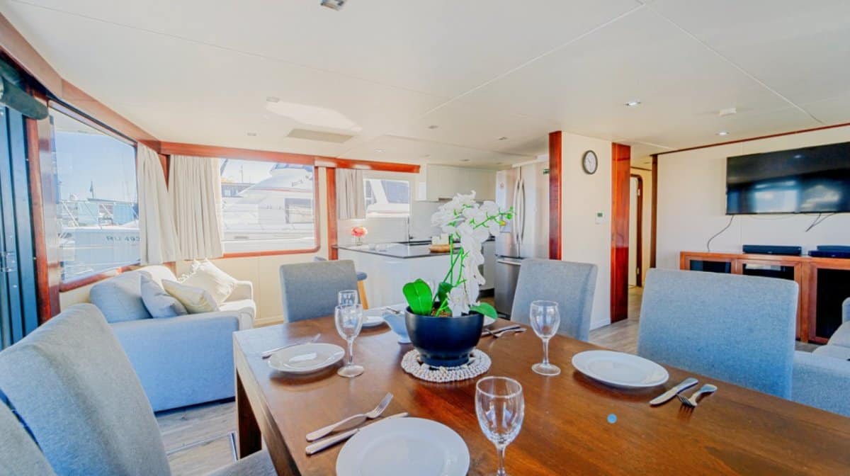 2017 Broadwater Craft 60 Houseboat photo 23