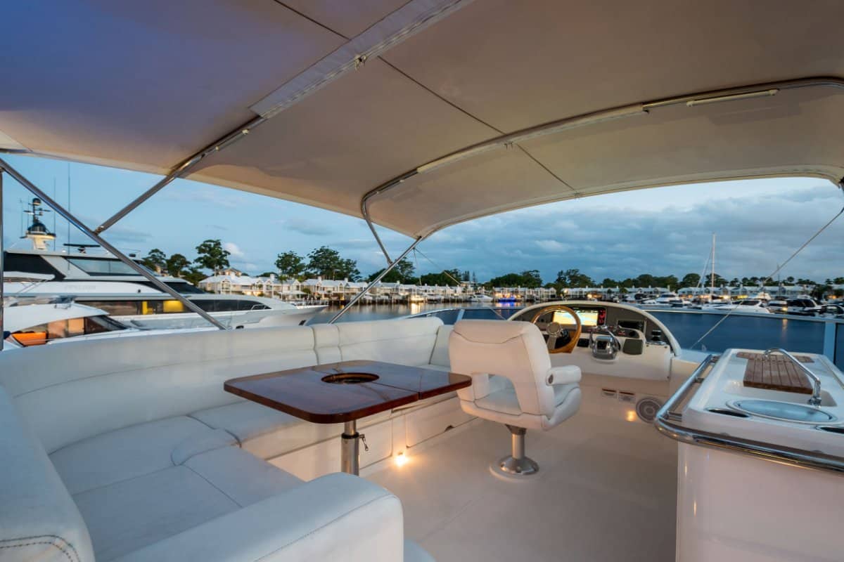 2013 Belize 52 Daybridge Built by Riviera photo 23