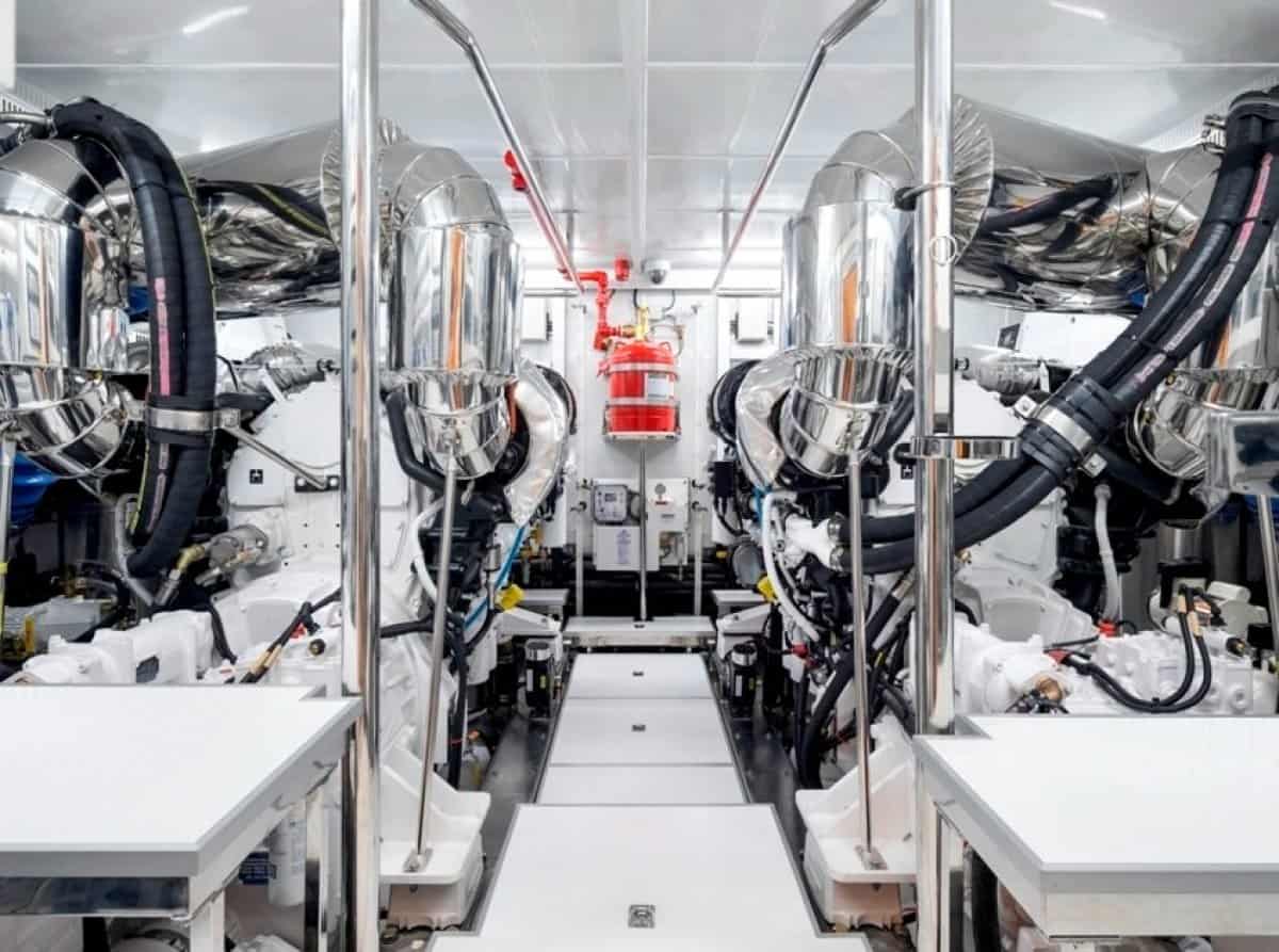 2021 Horizon Yacht FD87 Skyline photo 28