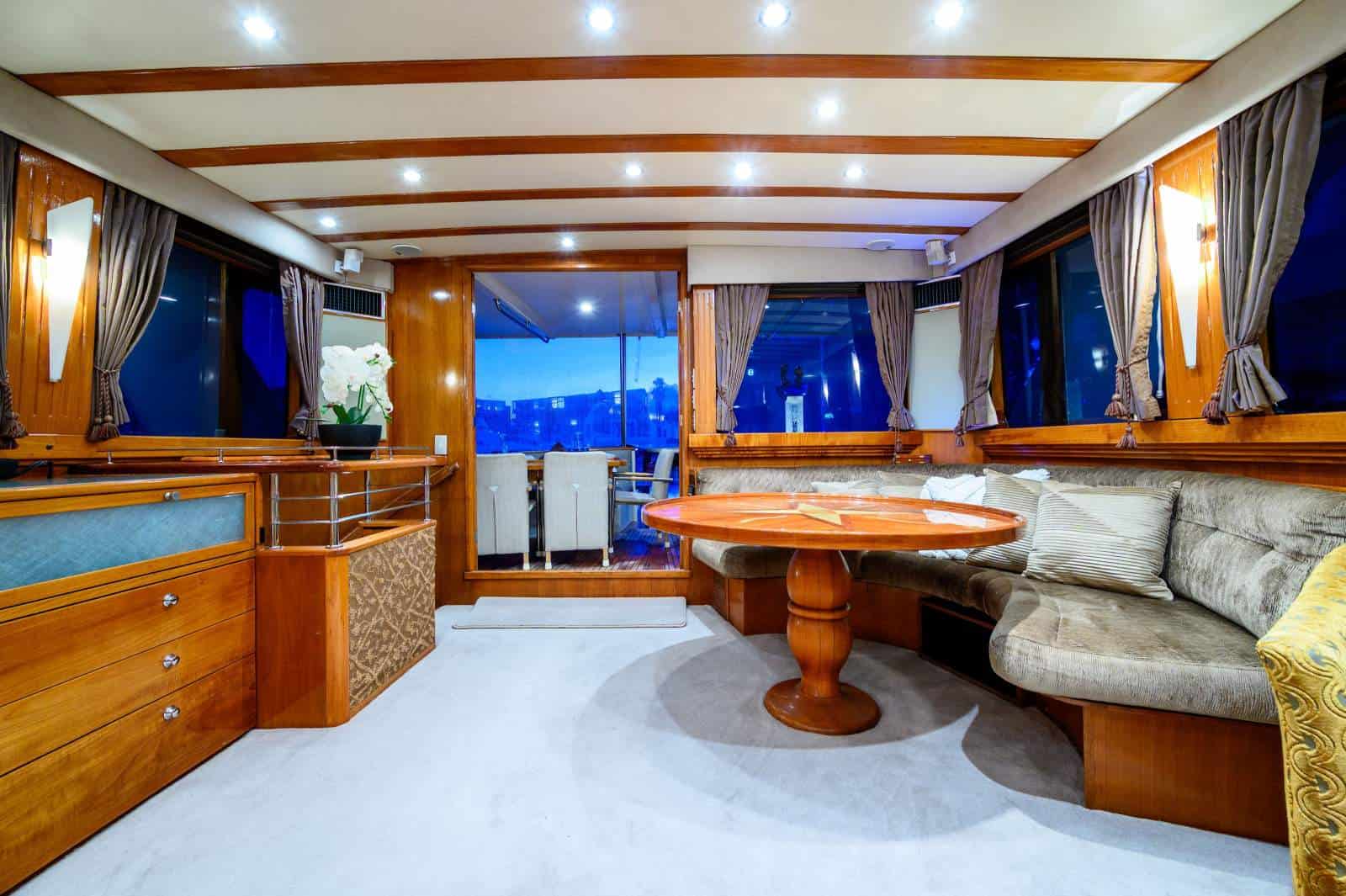 1984 DeFever 68 Flybridge photo 24