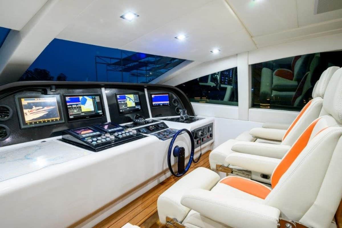 2007/2023 Mangusta 80 Sportsyacht photo 30