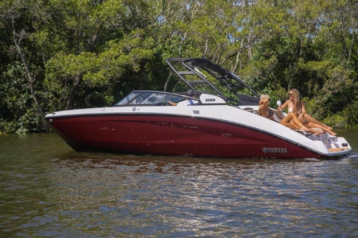 2022 Yamaha Jet Boat 252S photo 3