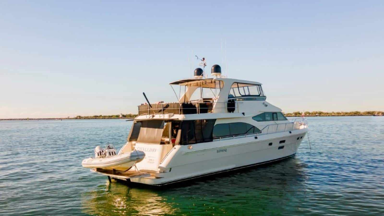 2012 Hampton 680 Pilothouse Motor Yacht photo 4
