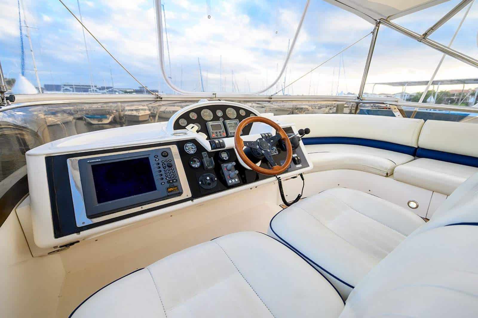 2004 Princess P50 Motor Yacht photo 31