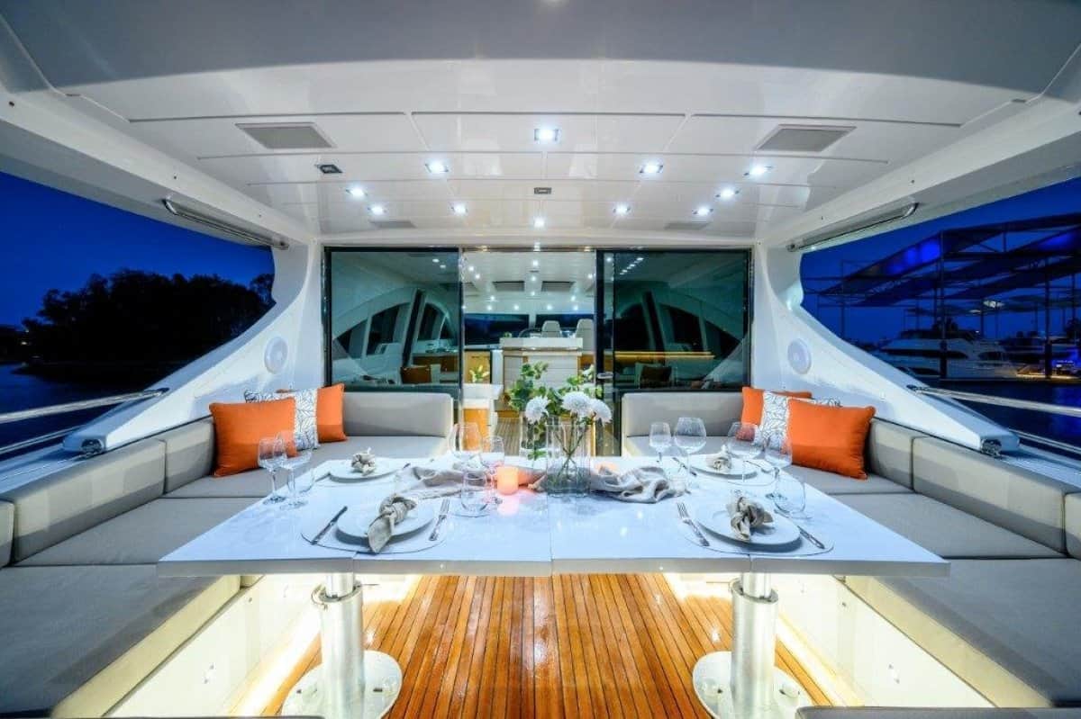 2007/2023 Mangusta 80 Sportsyacht photo 32