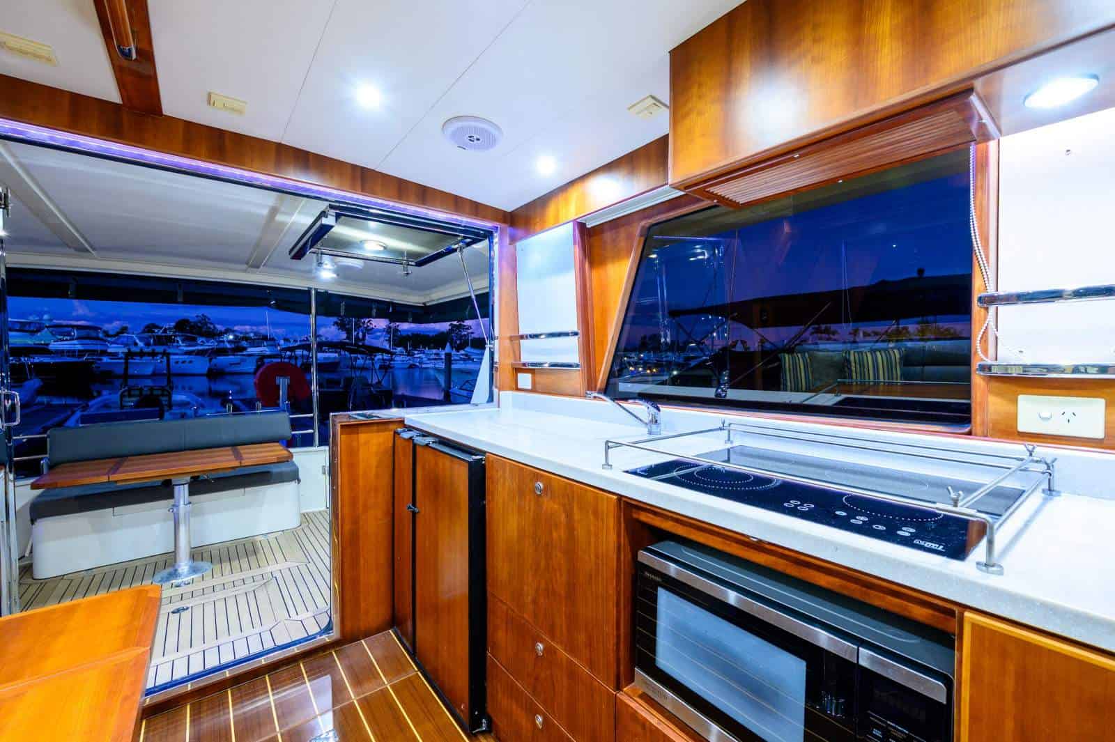 2012 Alaska 46 Flybridge photo 35