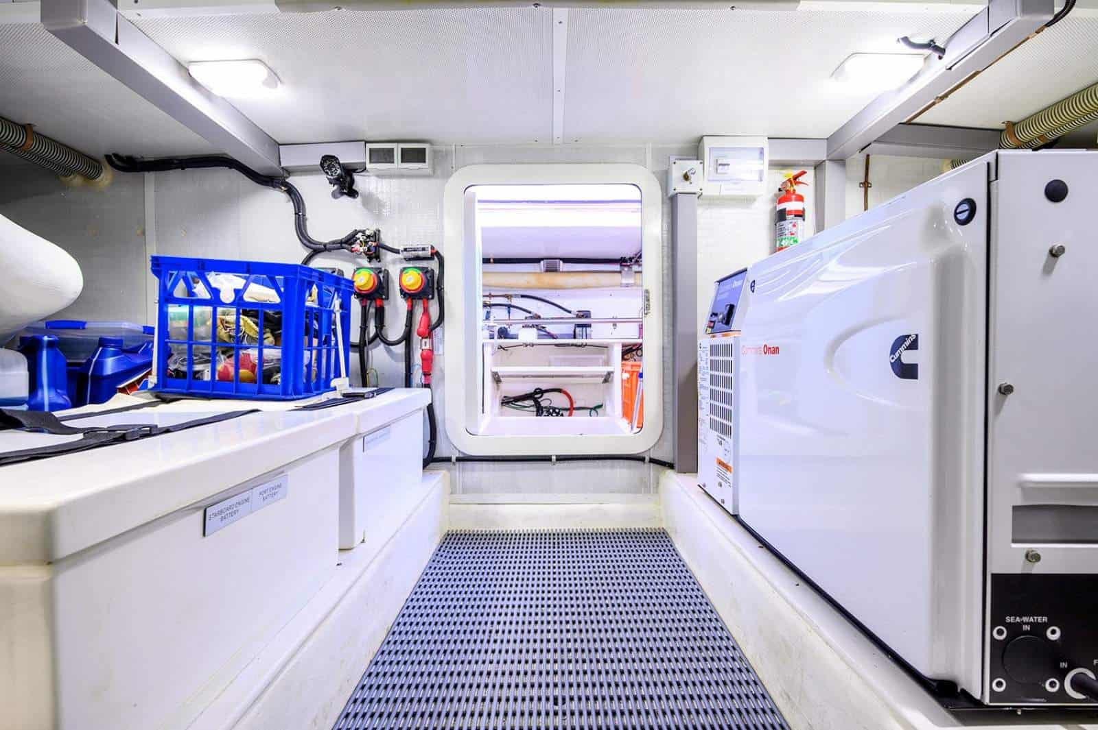 2016 Alaska 43 Sedan photo 36