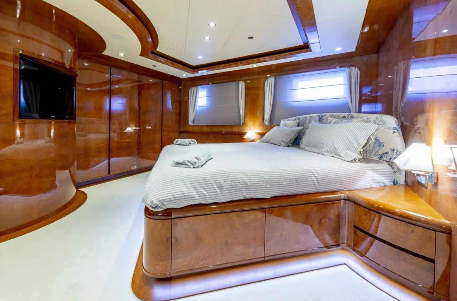 2011 Eurocraft Cantieri Navali 43.5M Explorer photo 36