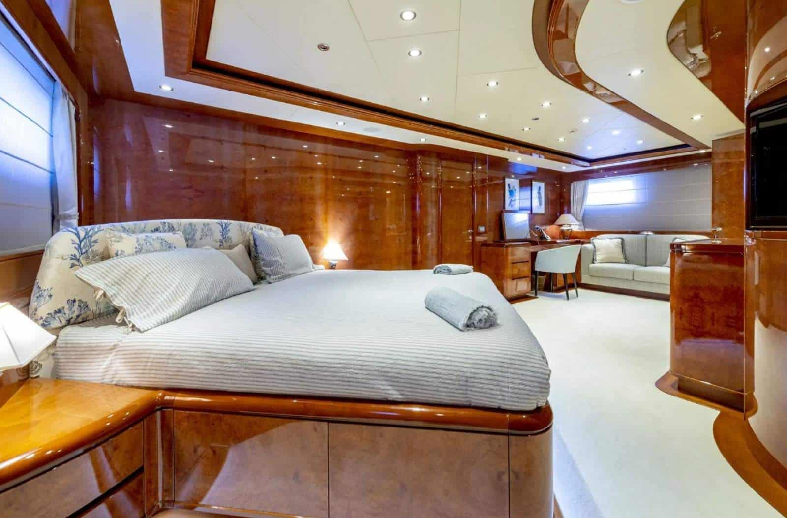 2011 Eurocraft Cantieri Navali 43.5M Explorer photo 37