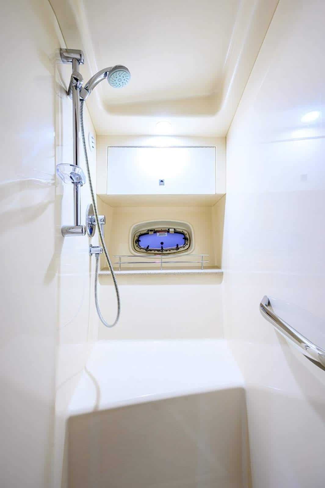 2010 Sea Ray 470 Sundancer photo 44