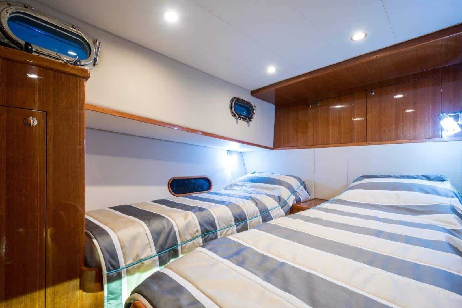 2014 Alaska 49 Yacht Fisher photo 40