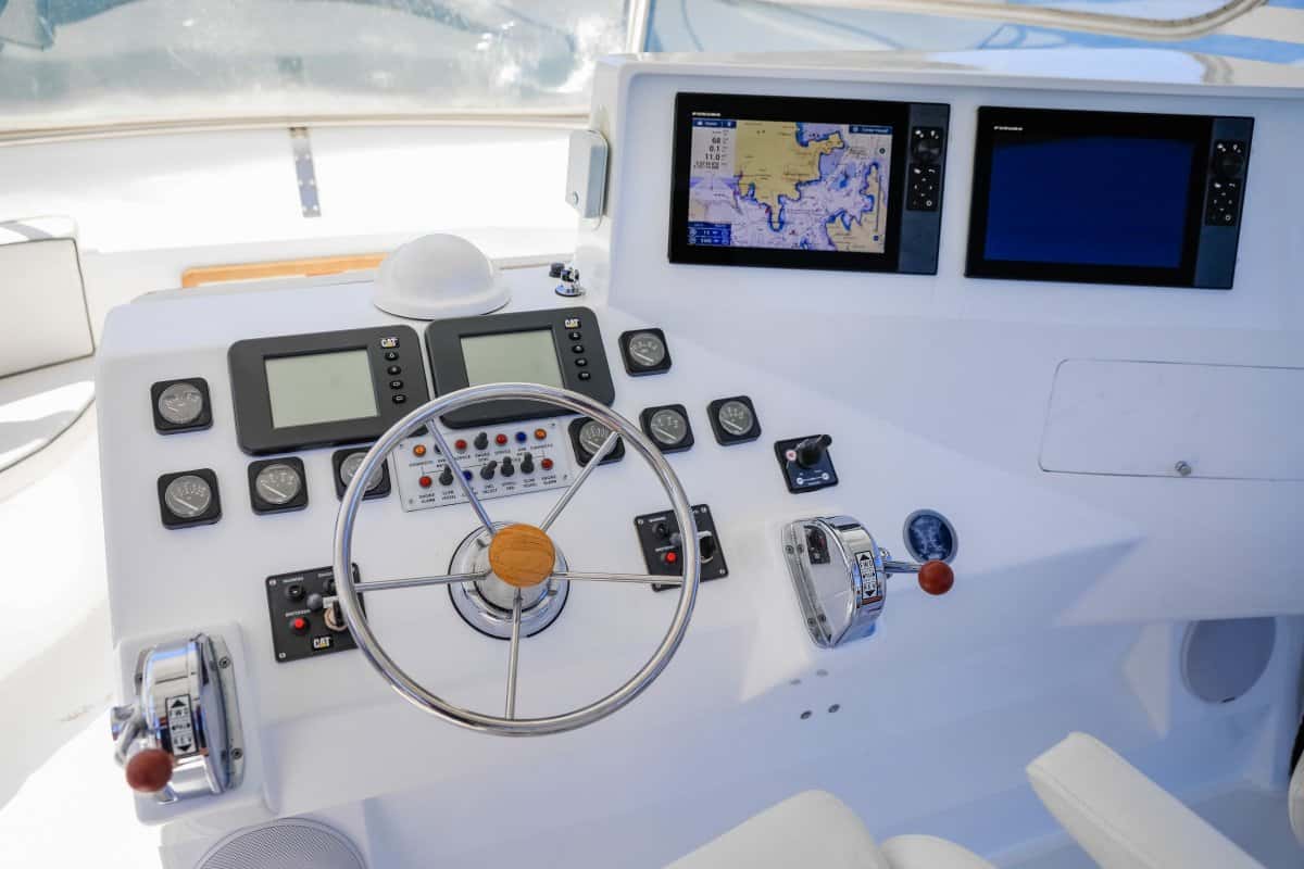1993 Precision 47 Flybridge photo 46