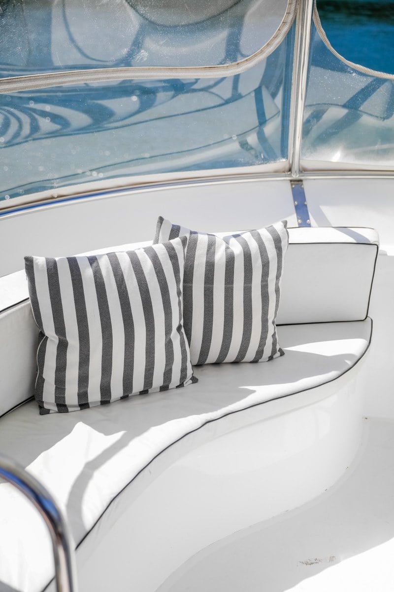 1993 Precision 47 Flybridge photo 47