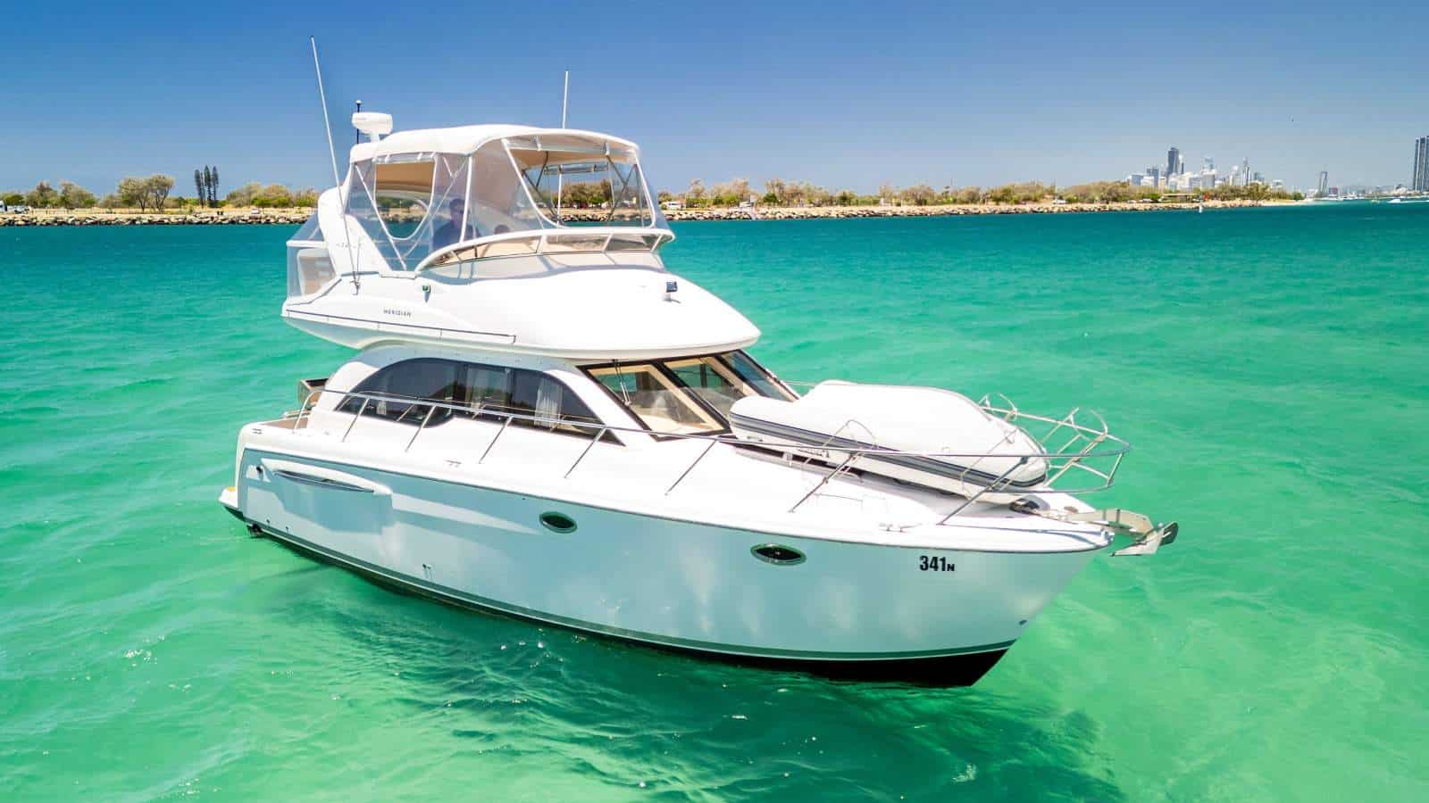 2004 Meridian 341 Flybridge Cruiser photo 6