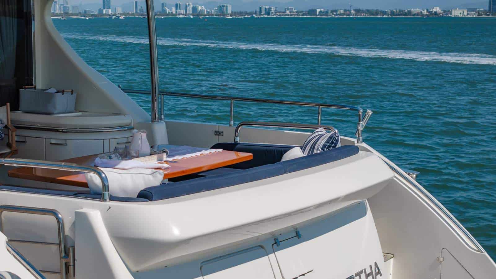 2006 Azimut 75 Flybridge photo 12