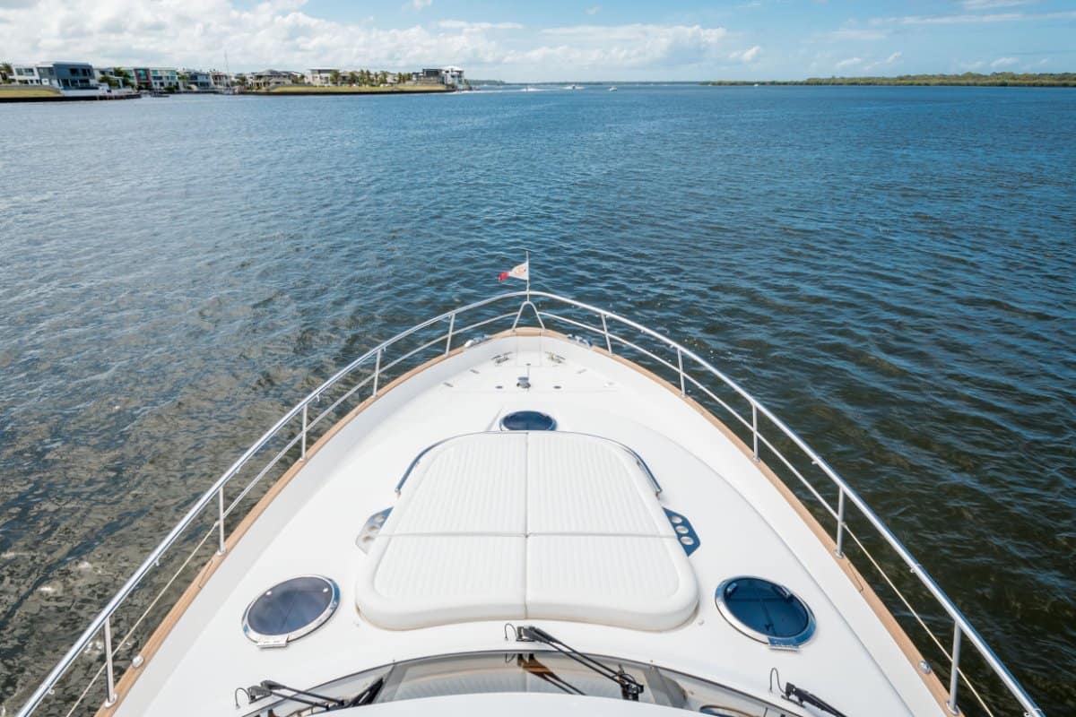 2013 Belize 52 Daybridge Built by Riviera photo 8