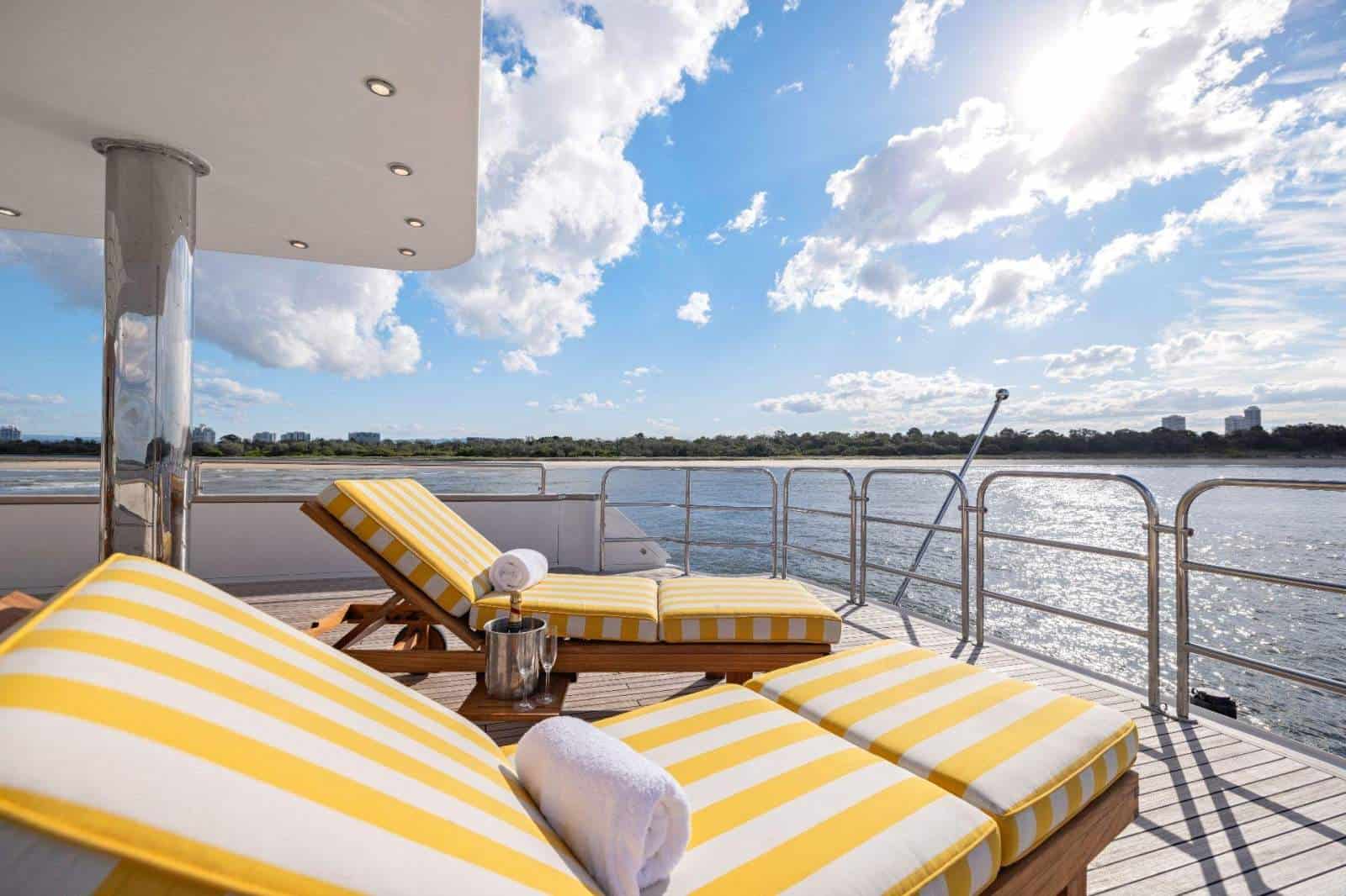 1991 Benetti 46M photo 2