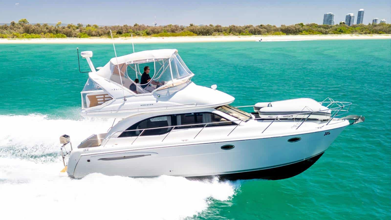 2004 Meridian 341 Flybridge Cruiser photo 10
