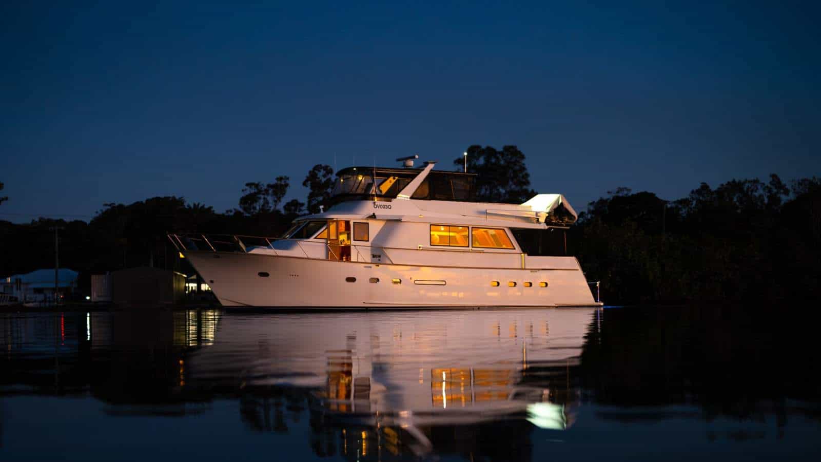 1992 DeFever 63 Explorer Yacht photo 11